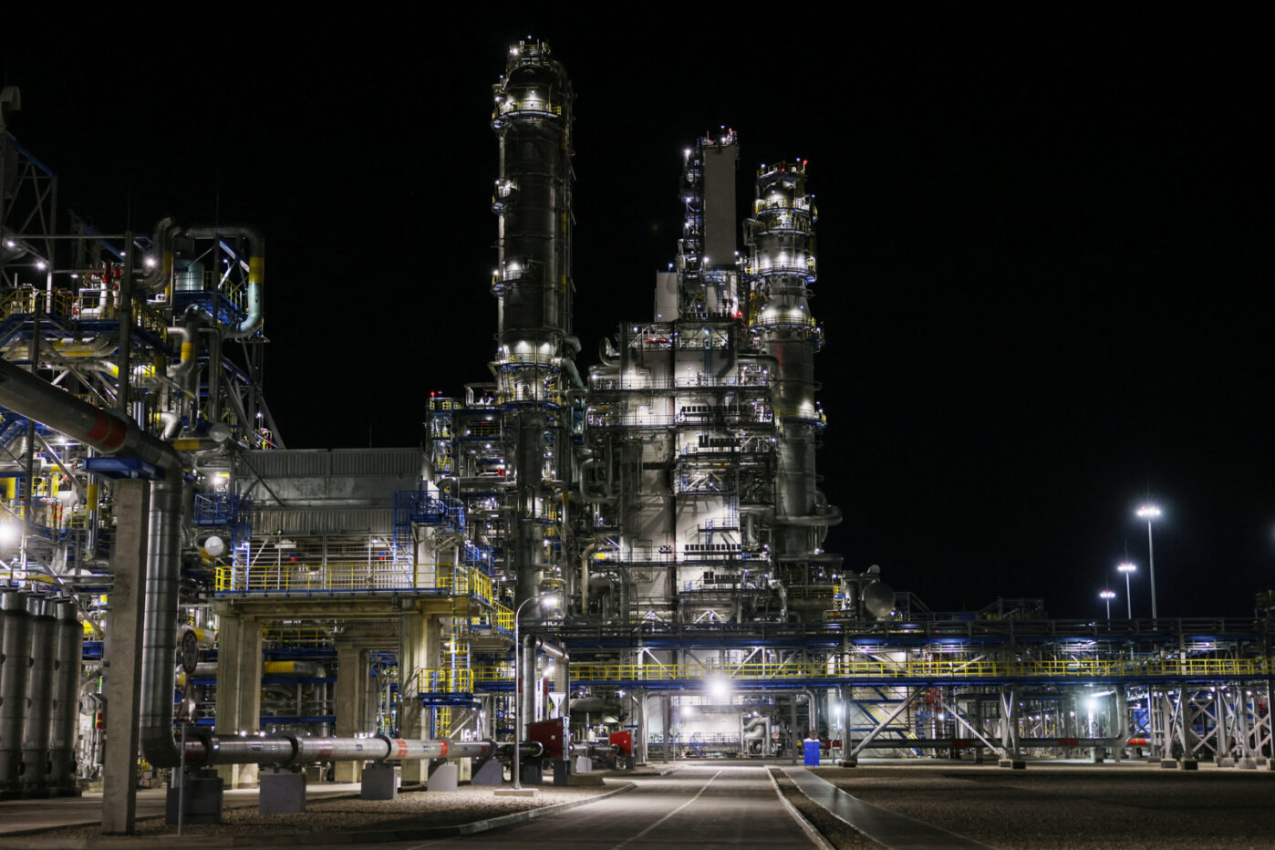 Амурский газоперерабатывающий завод «Газпрома» недалеко от города Свободный в Амурской области