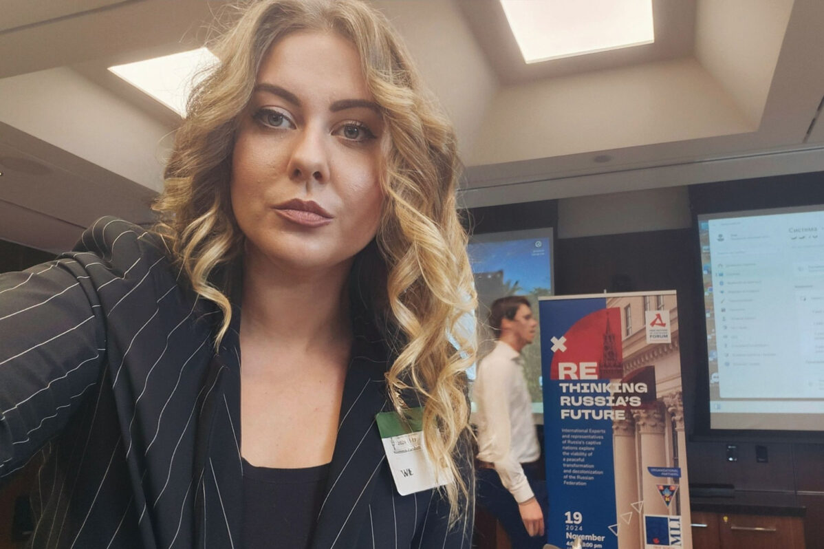 Номма Зарубина принимает участие в мероприятии в поддержку Украины в Оттаве, Facebook Номмы Зарубиной