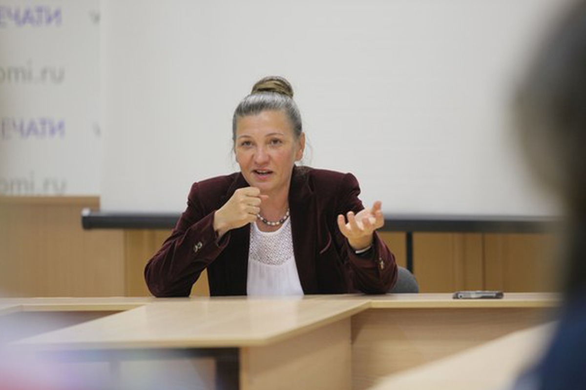 Маргарита Лянге региональным чиновникам и журналистам рассказала о «120 антиколониальных инструкторах», которые хотят разделить Россию